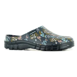 BlackfoxClog Lily