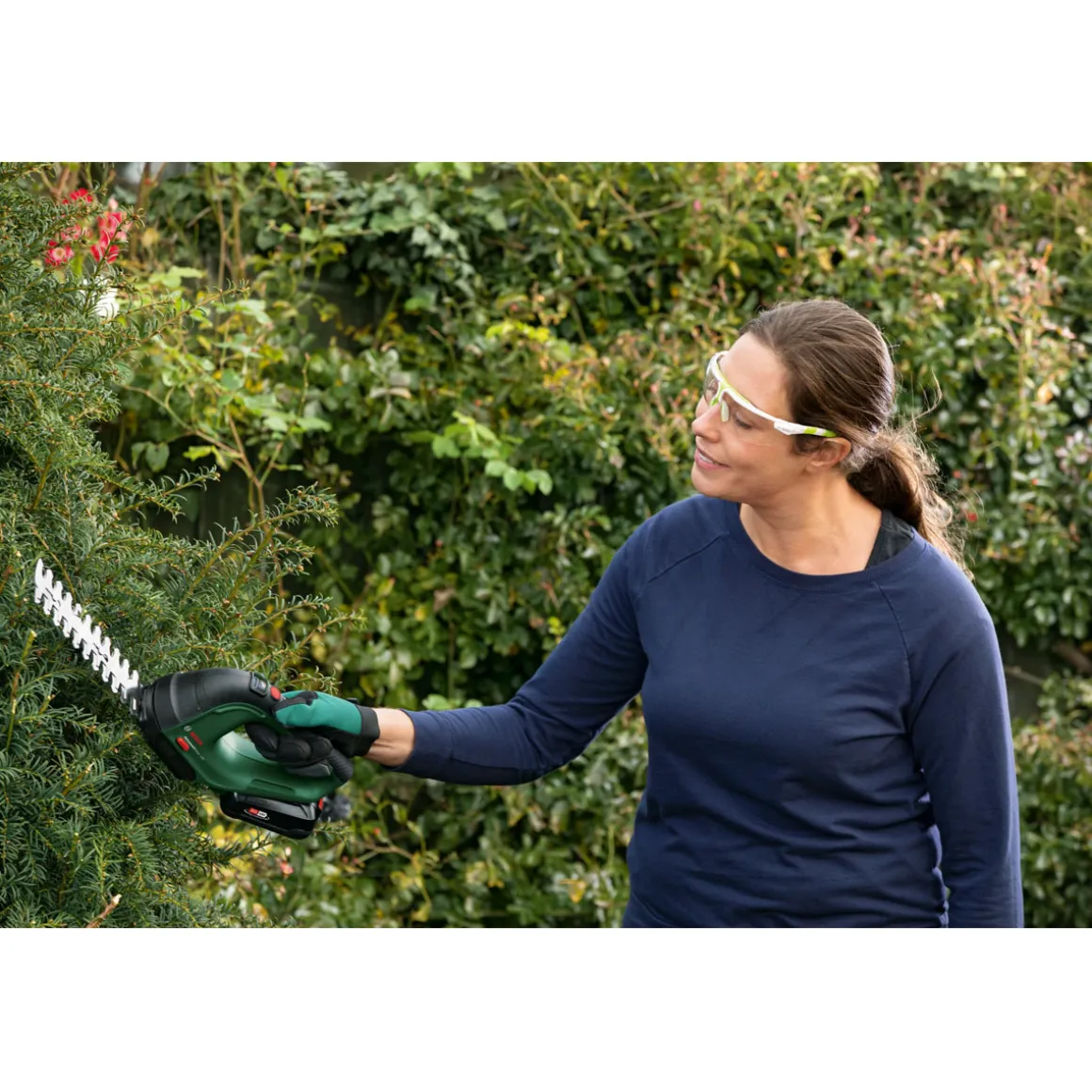 BoschAkku-Gras-und Strauchschere Advanced Shear inkl Akku