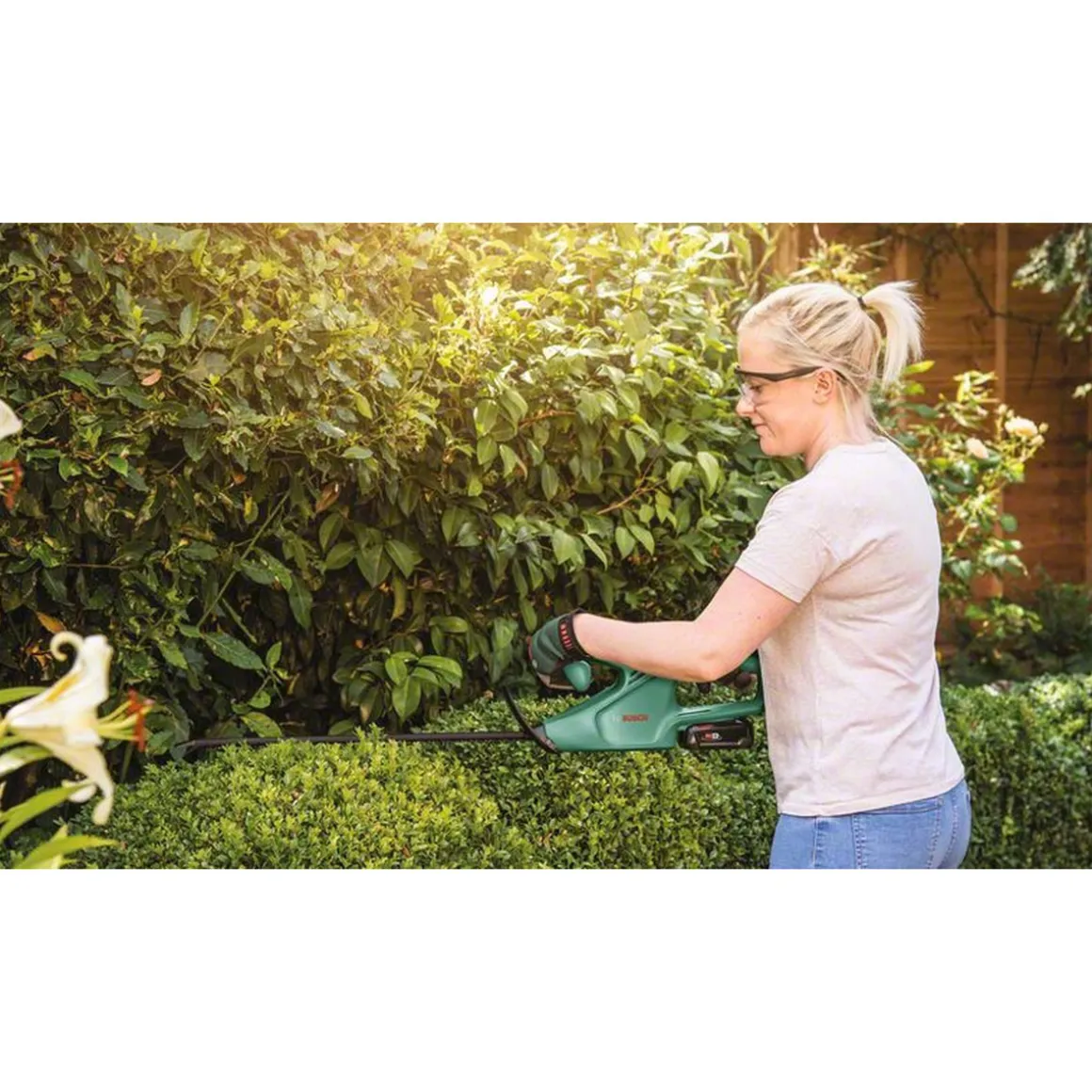Bosch Akku-Heckenschere EasyHedgeCut 18-45 ohne Akku