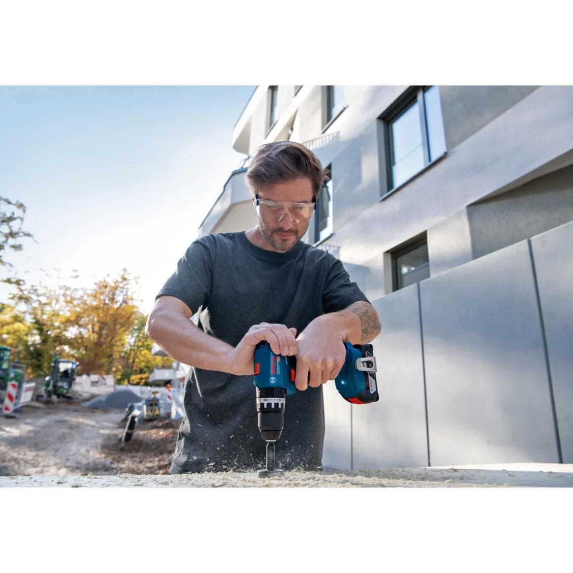 Bosch ProfessionalAkku-Bohrschrauber GSB 18V-45 mit Akku und Ladegerät