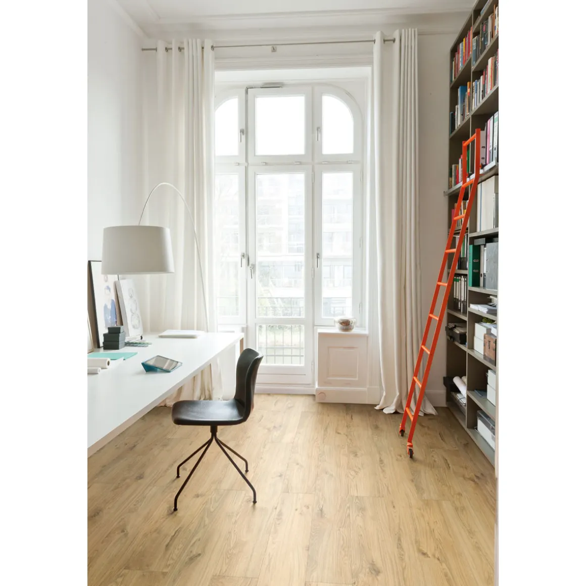 Designboden Hydrostar Eiche Alba 128,2 x 23,5 cm