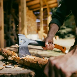 Fiskars Universalaxt X18 S