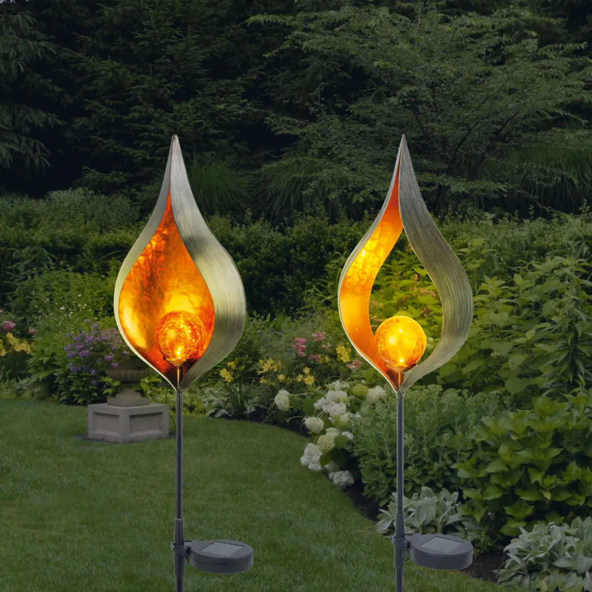 Flector Garten LED-Solar-Dekostick Glowing Eye schwarz/kupfer