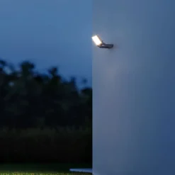 LED Strahler XLED One Sensor ant.