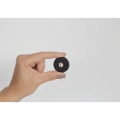Suki Magnet Neodym mit Senkbohrung Ø 32 x 6 mm, gummiert, schwarz